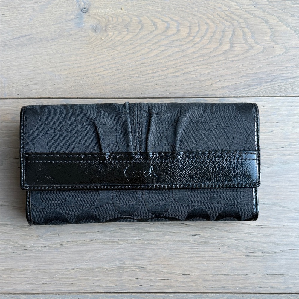 Coach Signature Black Wallet